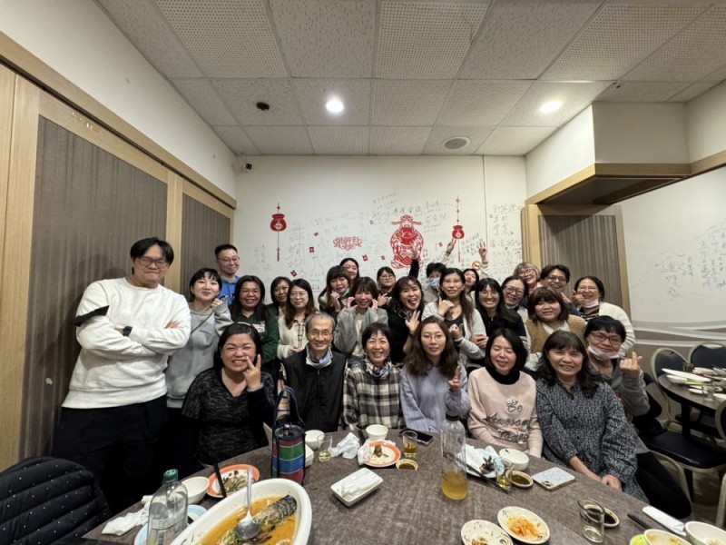 《內部行政及管理人員尾牙》